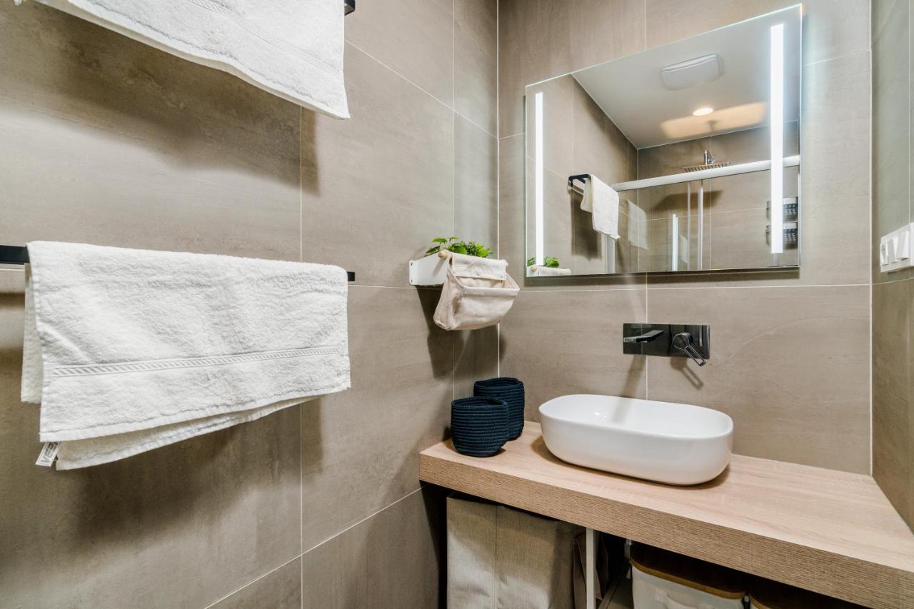 Prague Days - Premium Loft W Terrace - View - Netflix - Ac Apartment Exterior photo